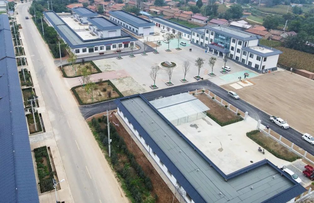 崇信县乡村建设巡礼之八木林乡建设创业孵化园筑巢引凤促进农民就业