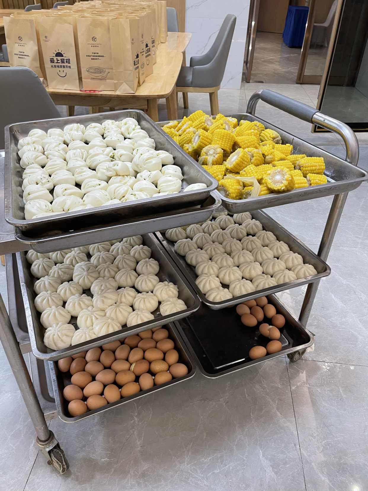 7月21日星程酒店提供的早餐.图片由受访者提供