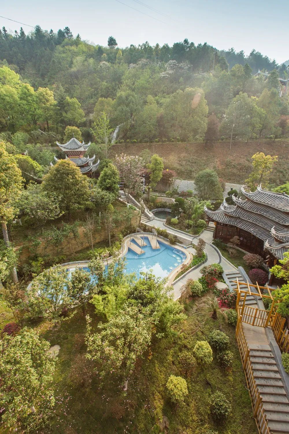 暑期去哪儿?快来贵州黔东南州剑河仰阿莎温泉小镇,大把福利等你嗨