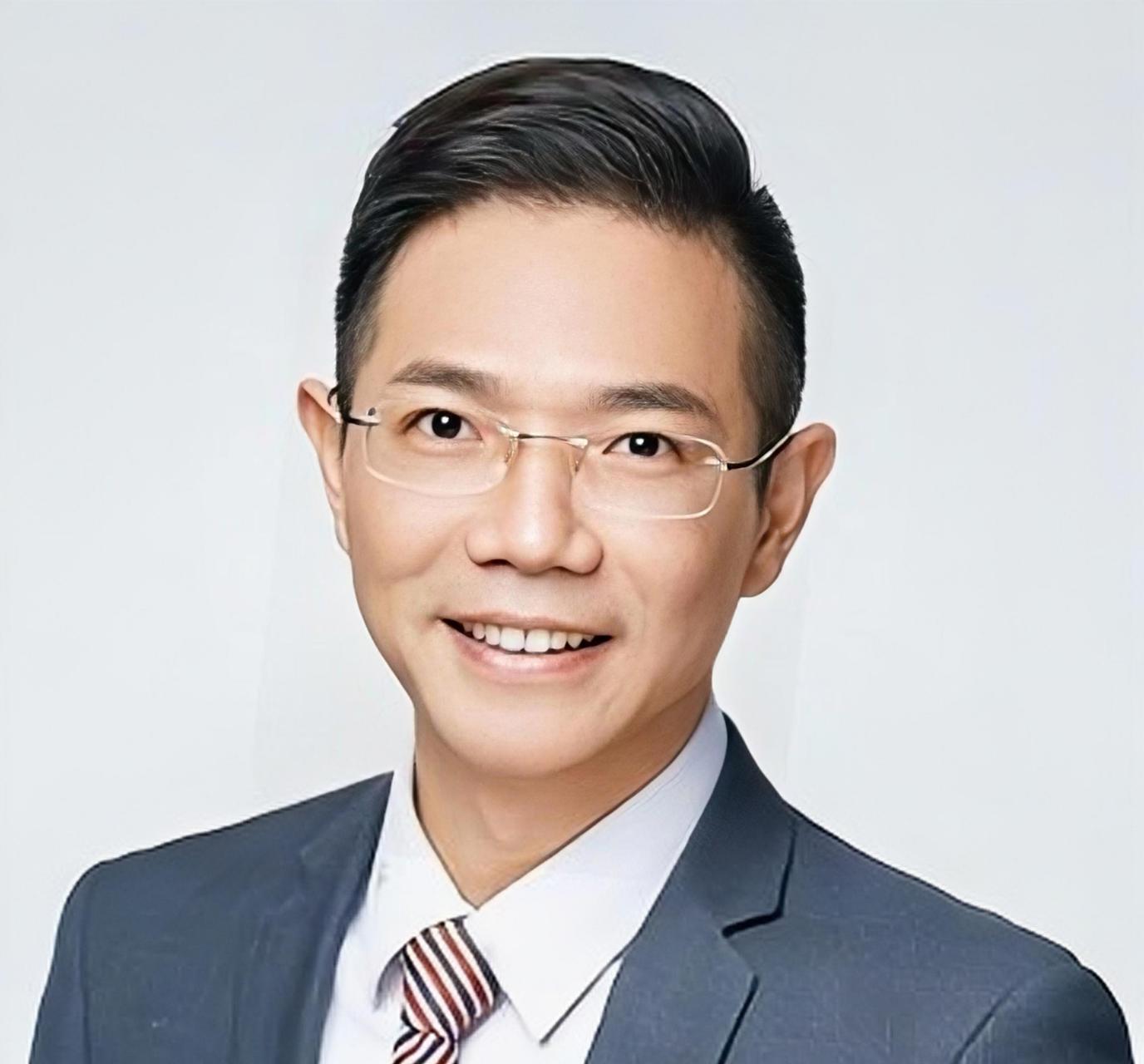 潘克律师越来越嚣张,口无遮拦,让二八江湖再次掀起风云.