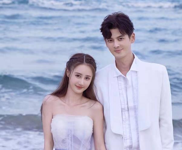 44岁郭品超宣布将结婚,与小19岁女友婚纱照曝光,两人拍戏相识