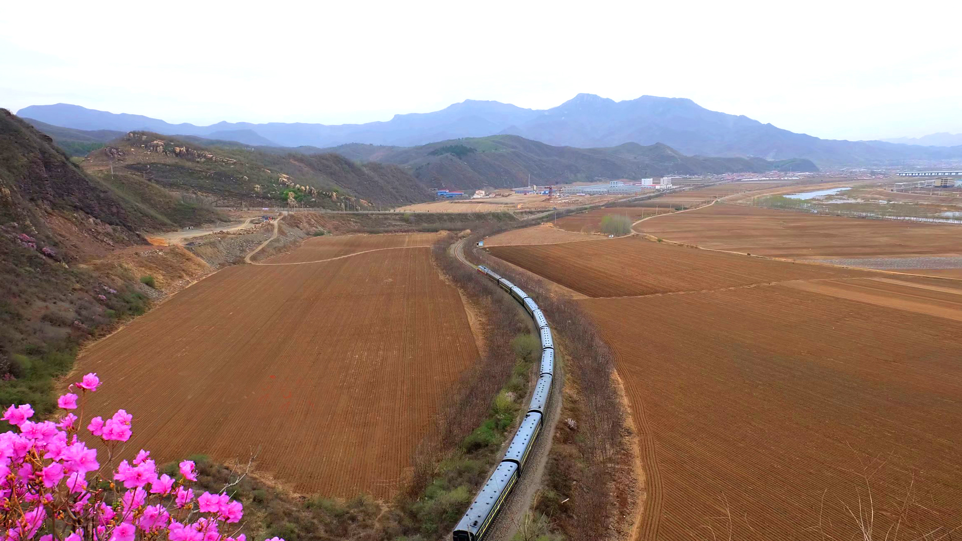 本溪青石岭村图片