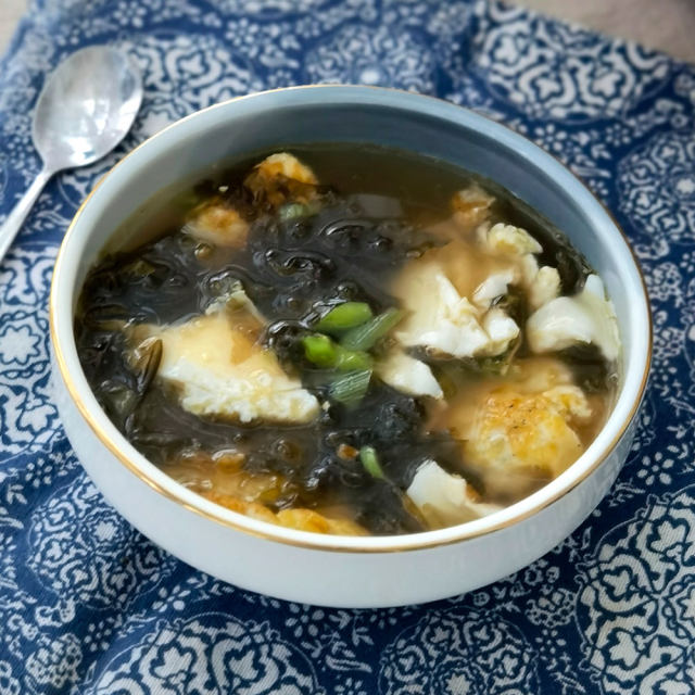 荷包蛋紫菜汤,一碗快手却清淡美味的汤