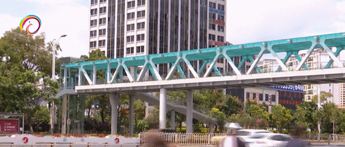 亮丽、精致、运动！这条路上新建的三座天桥各具特色，太想去打卡！