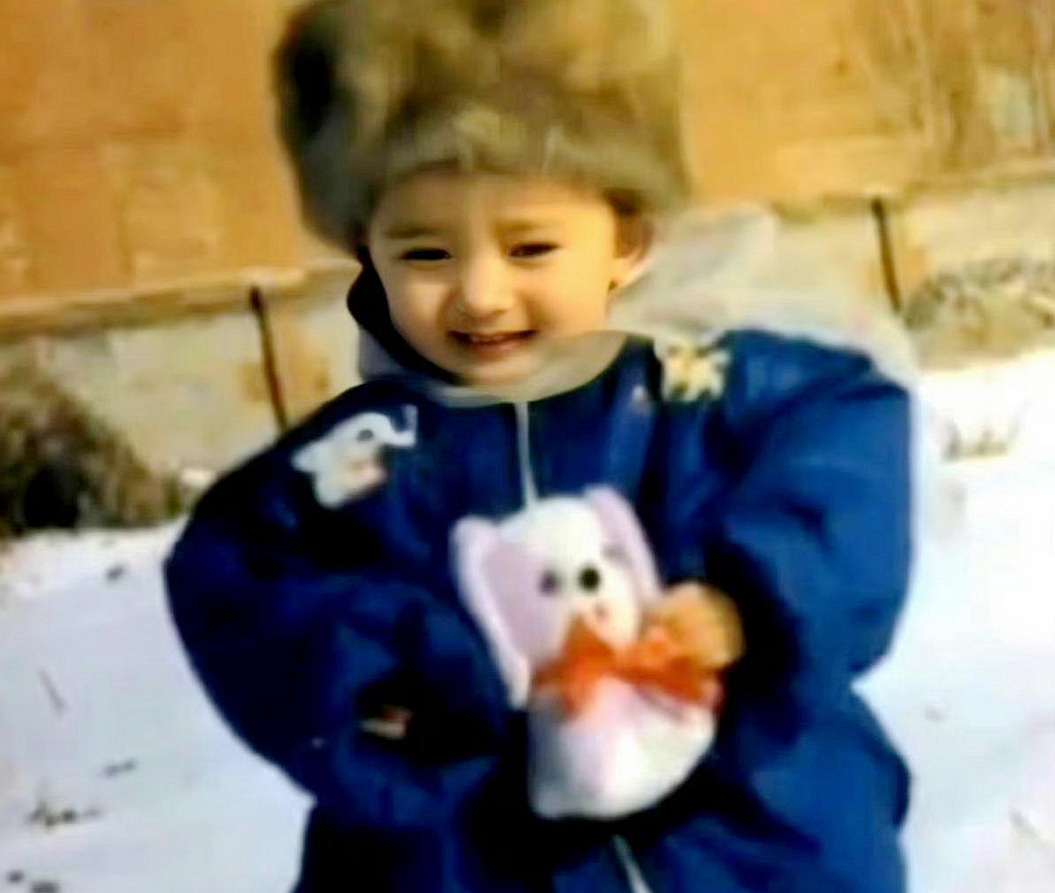 杨幂小时候的老照片一眼就能认出来!