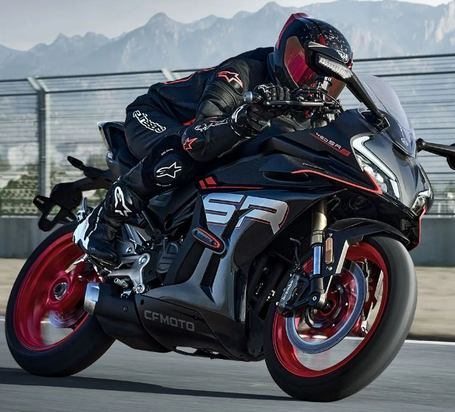 7月仿赛摩托车榜单出炉!霸主地位不可撼动,250sr热度不减!