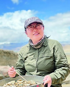 张晓凌:青藏高原上"幸运"的考古之花