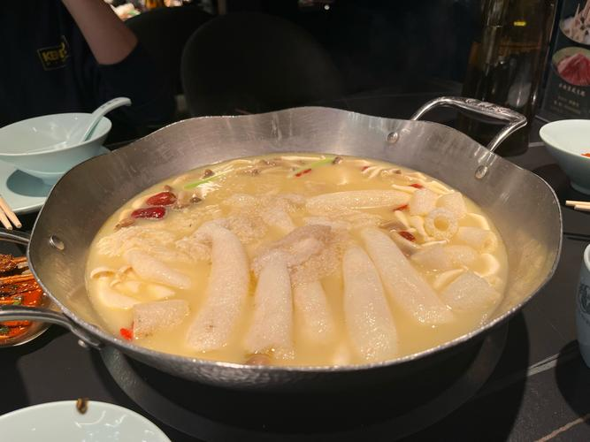 苗颖竹荪鹅:从汤到面的全方位味觉旅程