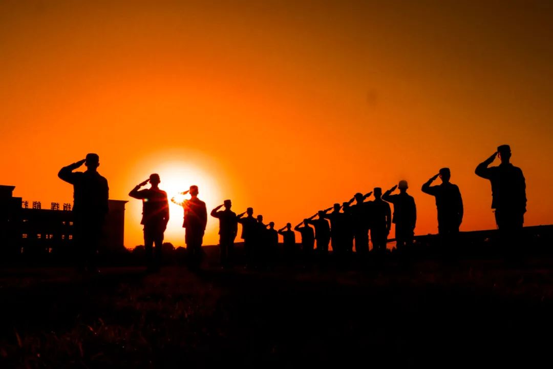 「参考消息」关于军士逐月,详情重磅来袭!