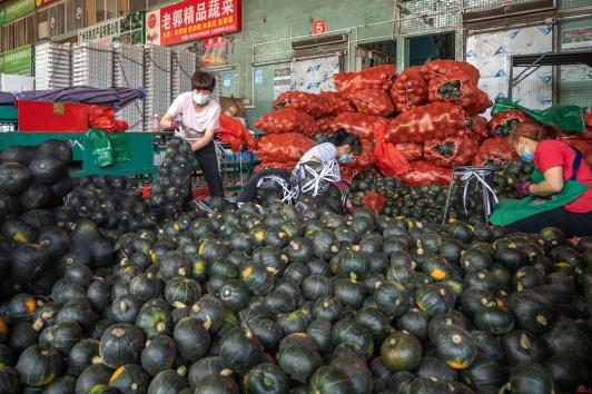 保供应∣广州江南市场档主:广州蔬菜不愁的