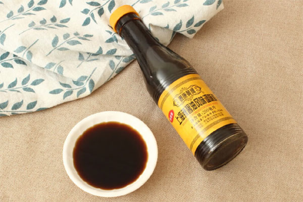 孙莺:万物皆可辣酱油