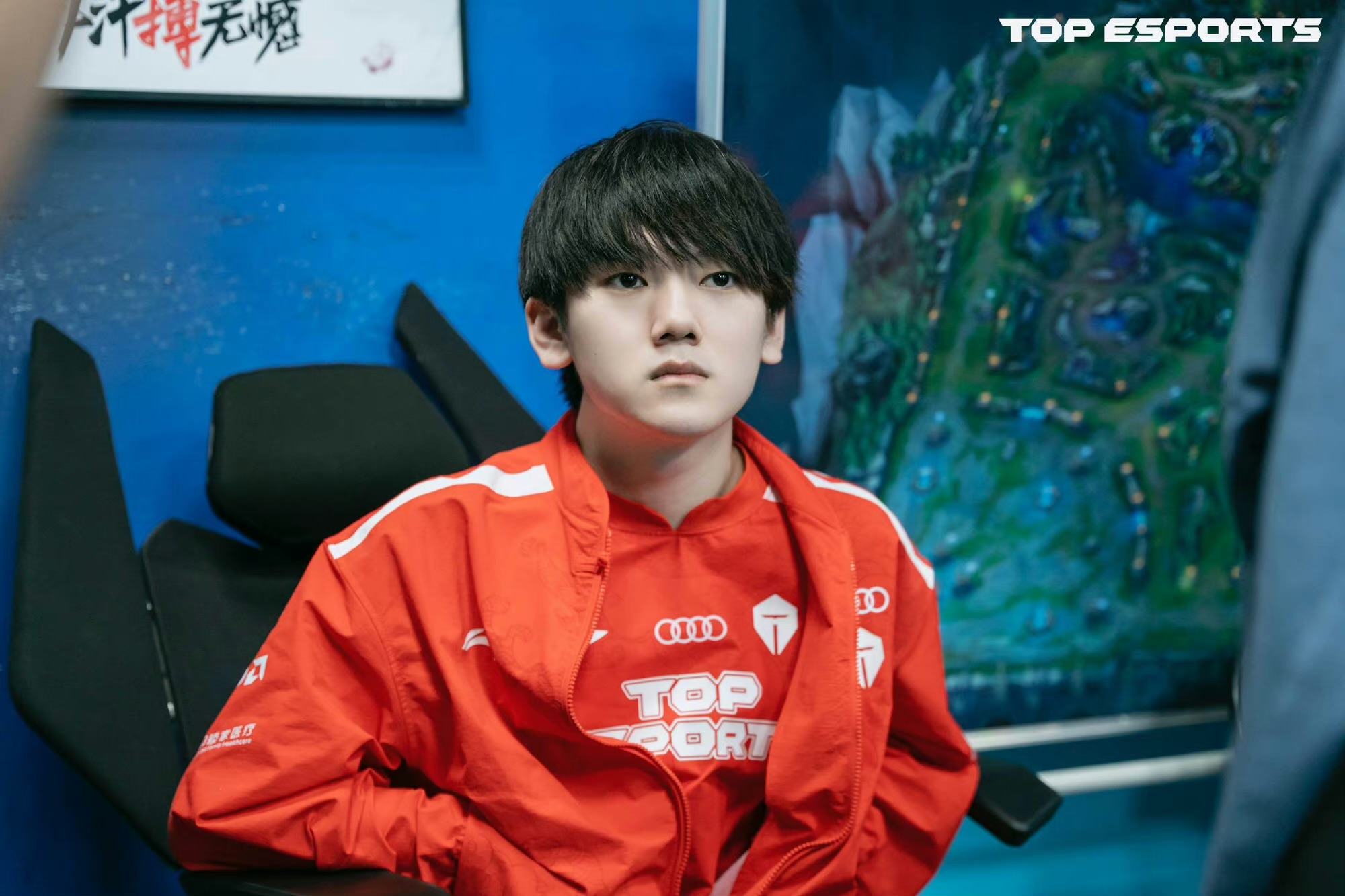 lol:tes官博替阿水辟谣,没有被行拘,此阿水非tes俱乐部的阿水