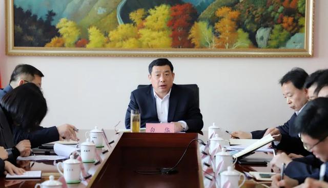 包华强调:倡树"严真细实快"作风,推动各项重点工作落实落地