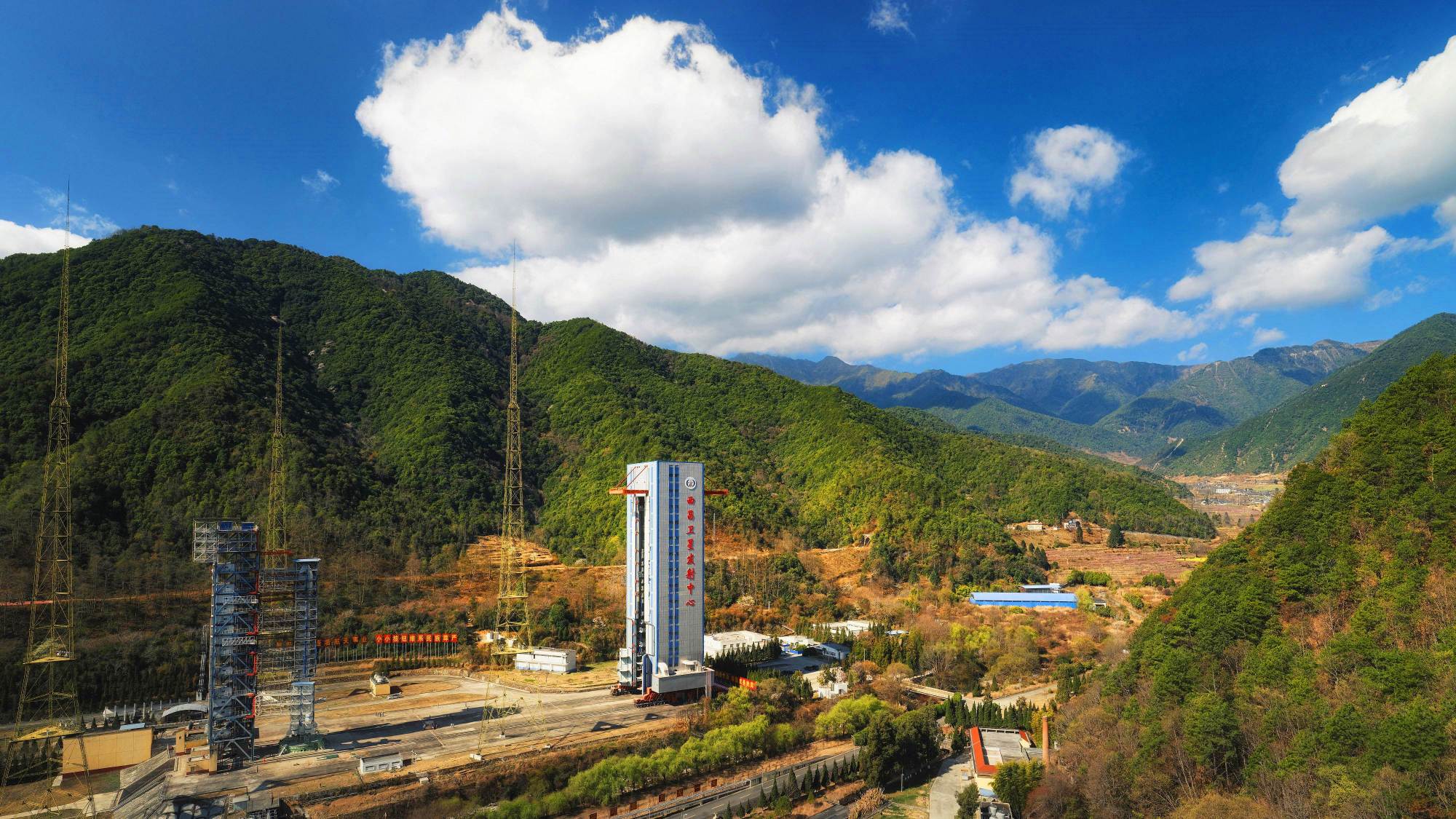 再传捷报!西昌卫星发射中心全力迎战"高密度"航天发射任务