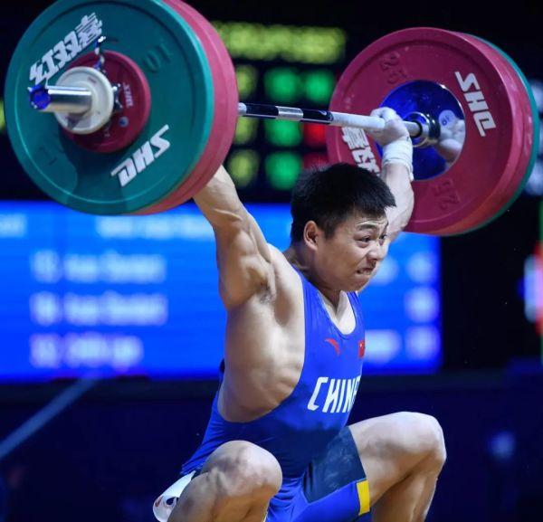 第6金!谌利军夺得男子举重67公斤级金牌,里约退赛后终上演王者归来