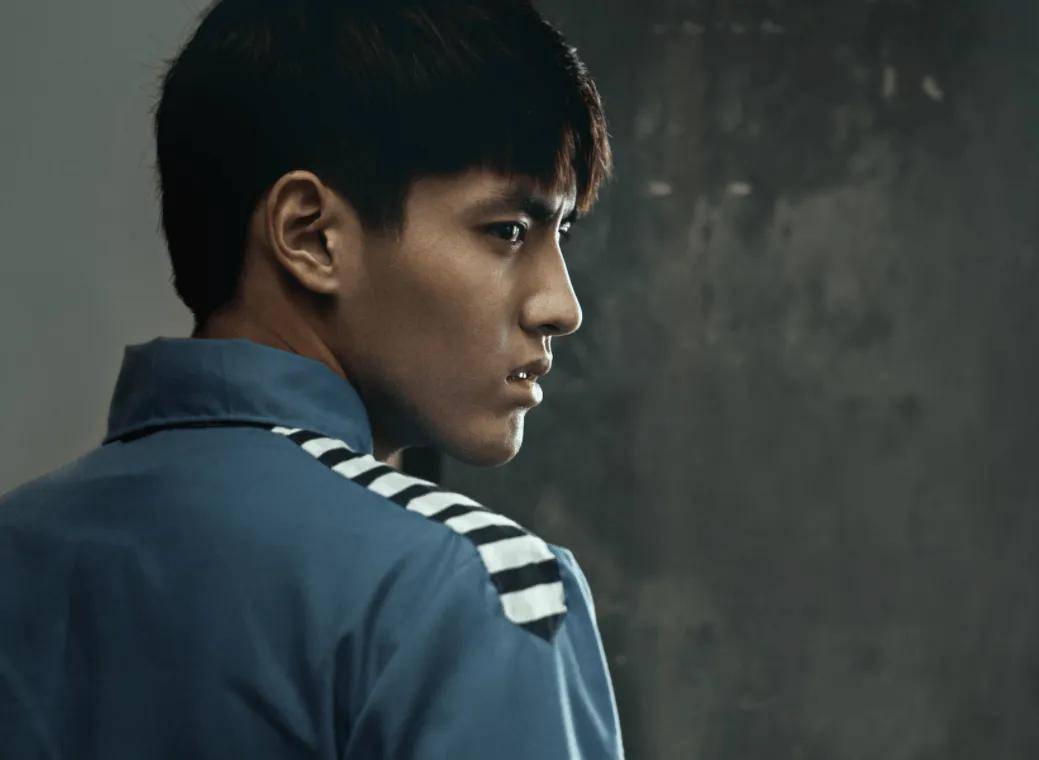 吴亦凡被拘押看守所近两年,不堪忍受剩余刑期,一审不服提起诉讼