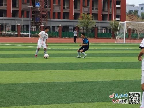 乐平市洪马中学参加景德镇市中小学生田径运动会夺得高中组团体总分第