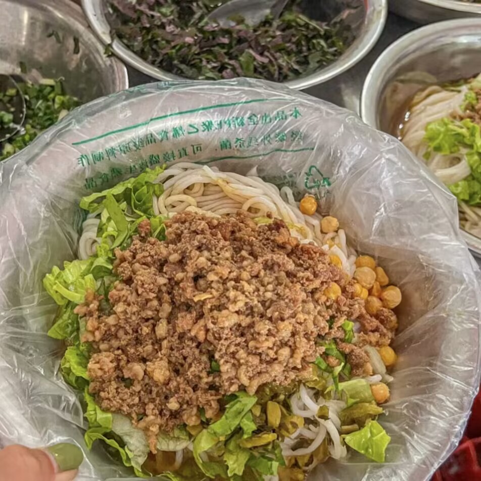 去南宁一定要吃的生榨米粉