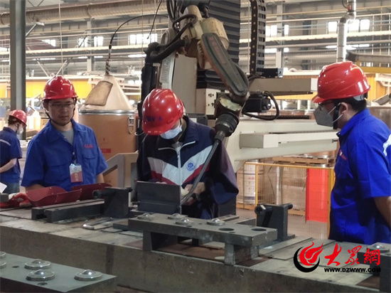 昌乐宝石中专:校企同台竞技,淬炼工匠精神