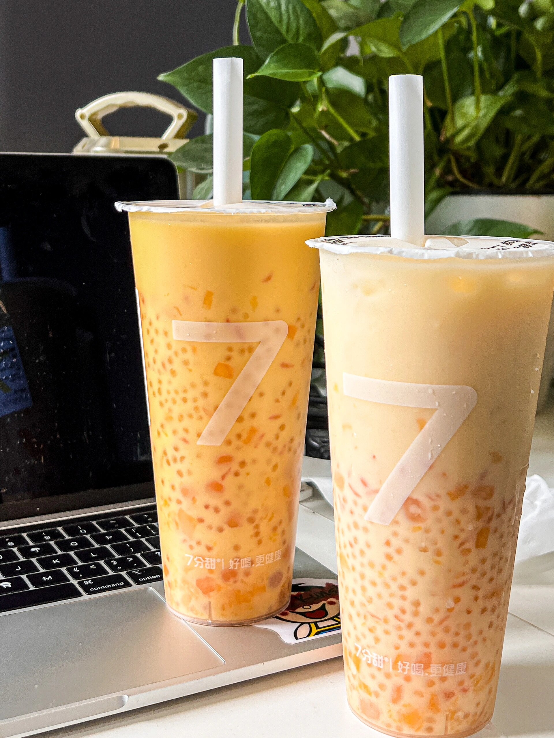 第一次让我喝到杯装的杨枝甘露就是7分甜