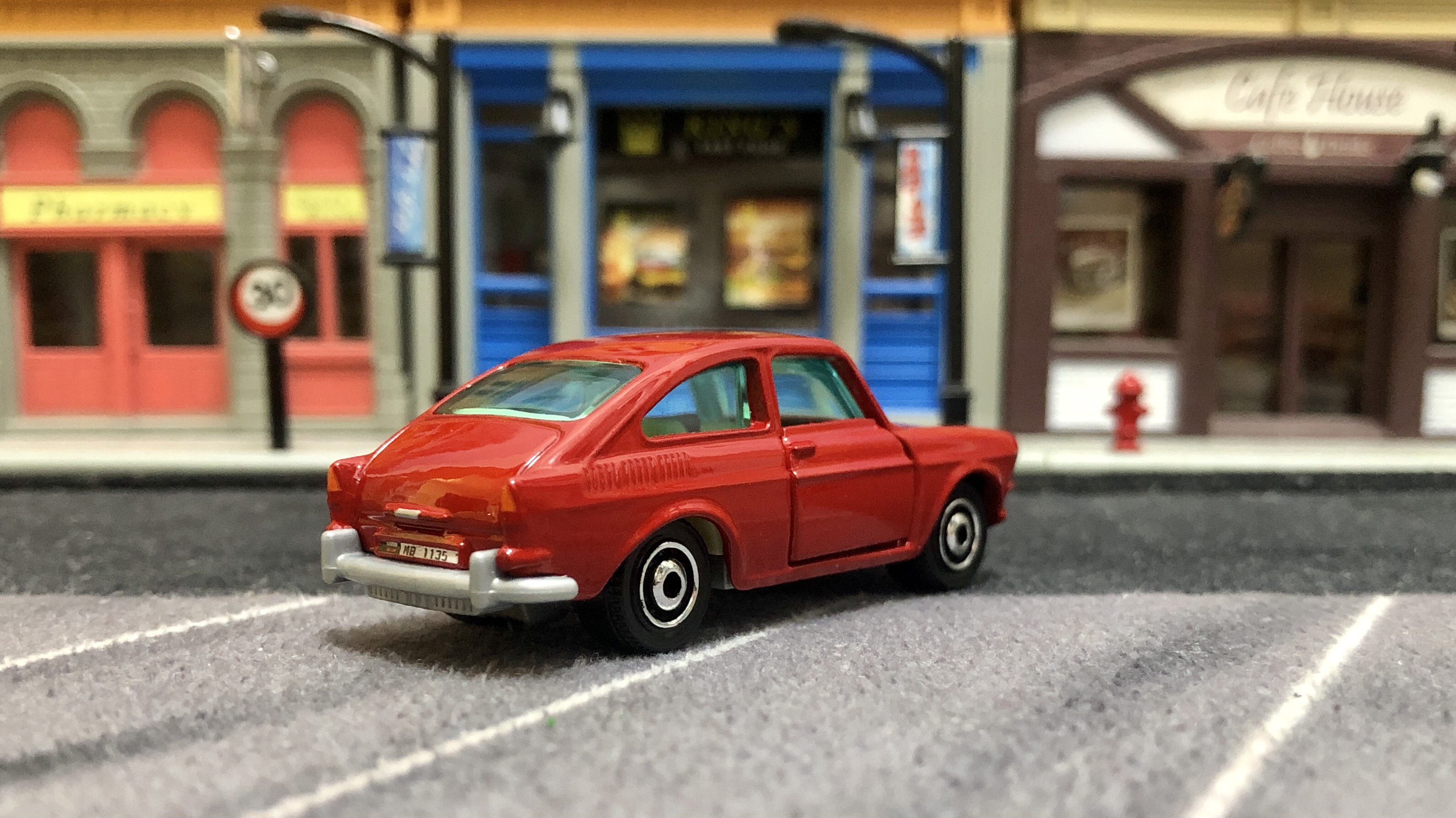 火柴盒可动系列大众type3,甲壳虫继任者?