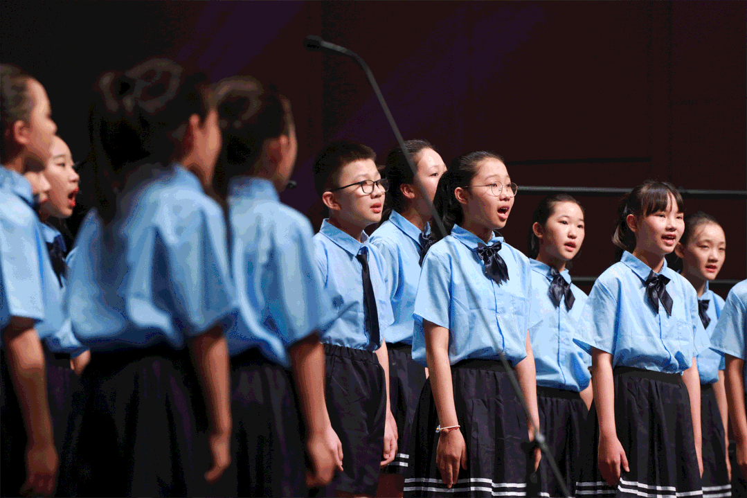 祝贺小银星合唱团荣获第十一届中国魅力校园合唱节小学组一等奖