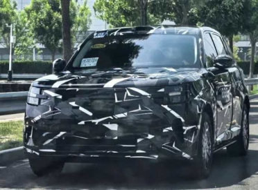 卢伟冰回应小米全新测试车：并非YU9！年内会上市