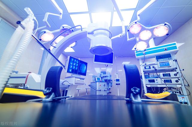 你是不是很疑惑,现代医学这么发达,为什么还有人相信迷信?