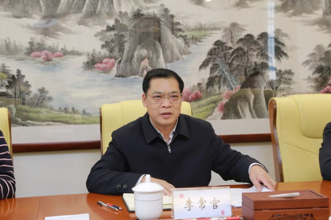 廖和明率队到自治区投资促进局走访汇报