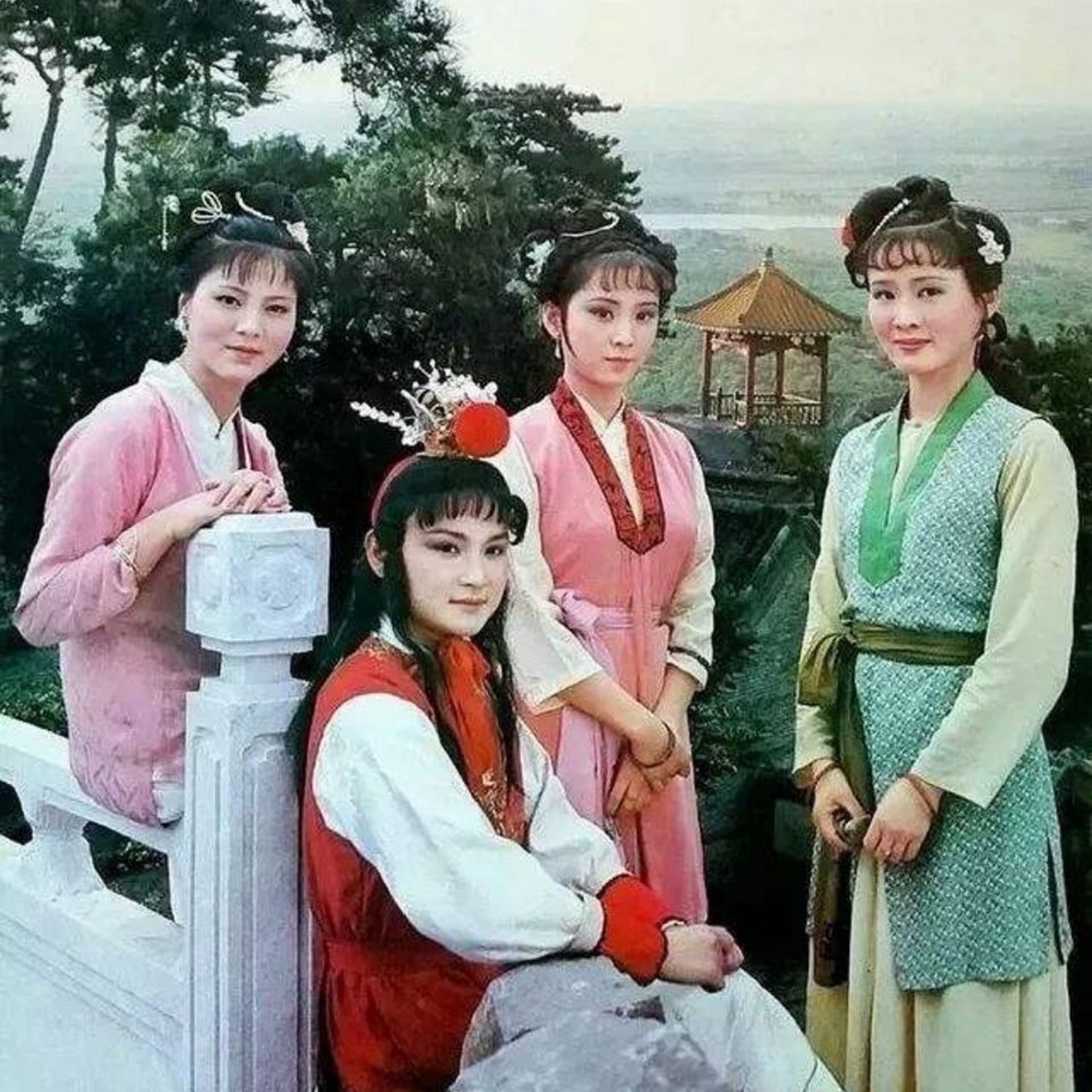 《红楼梦》最懂贾宝玉的那个女人非她莫属,可惜红颜薄命