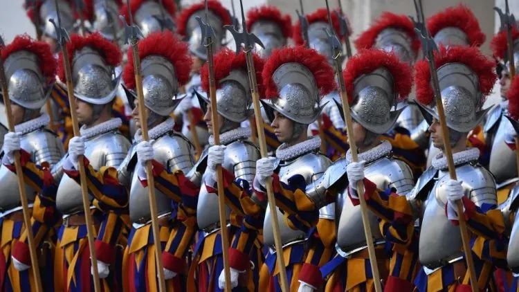 教宗瑞士卫队新兵培训课程已开课