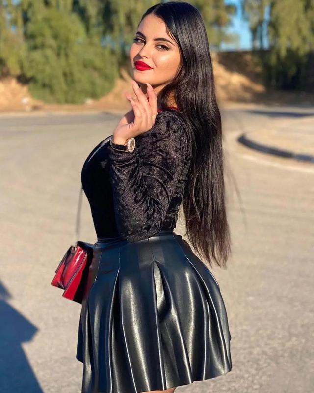 异域女神,身材美到犯规