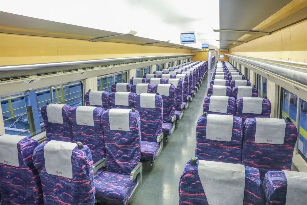 火车上怎么充电?