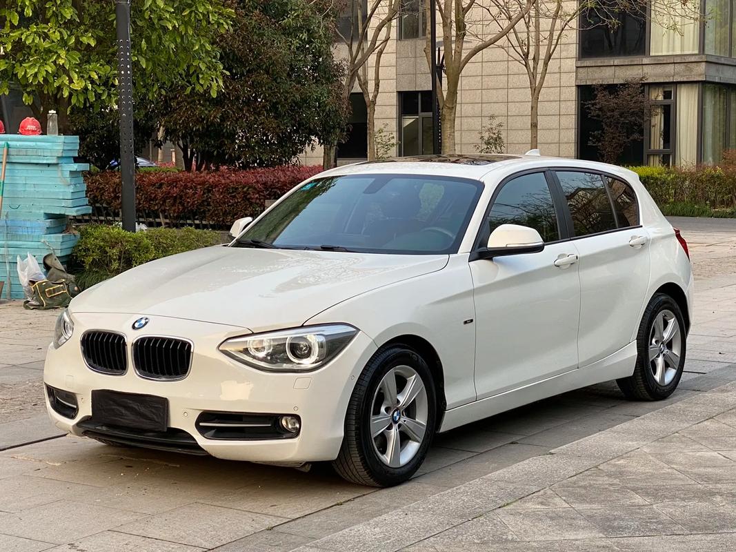 宝马1系118i的参数配置是怎样的?