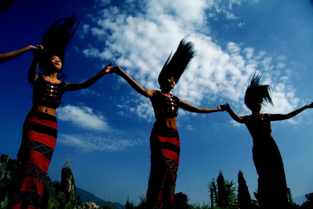 「非遗视界」国家级非物质文化遗产——佤族甩发舞