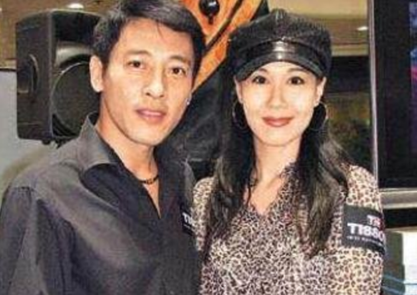 吕颂贤夫妻为了不变老,坚持26年不吃肉不生子,今54岁合照不敢认