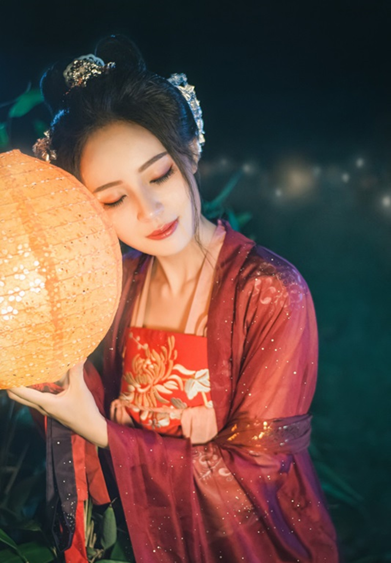 军婚:《甜妻撩人:军少心尖宠》熬夜追完,甜炸,值得入亢!