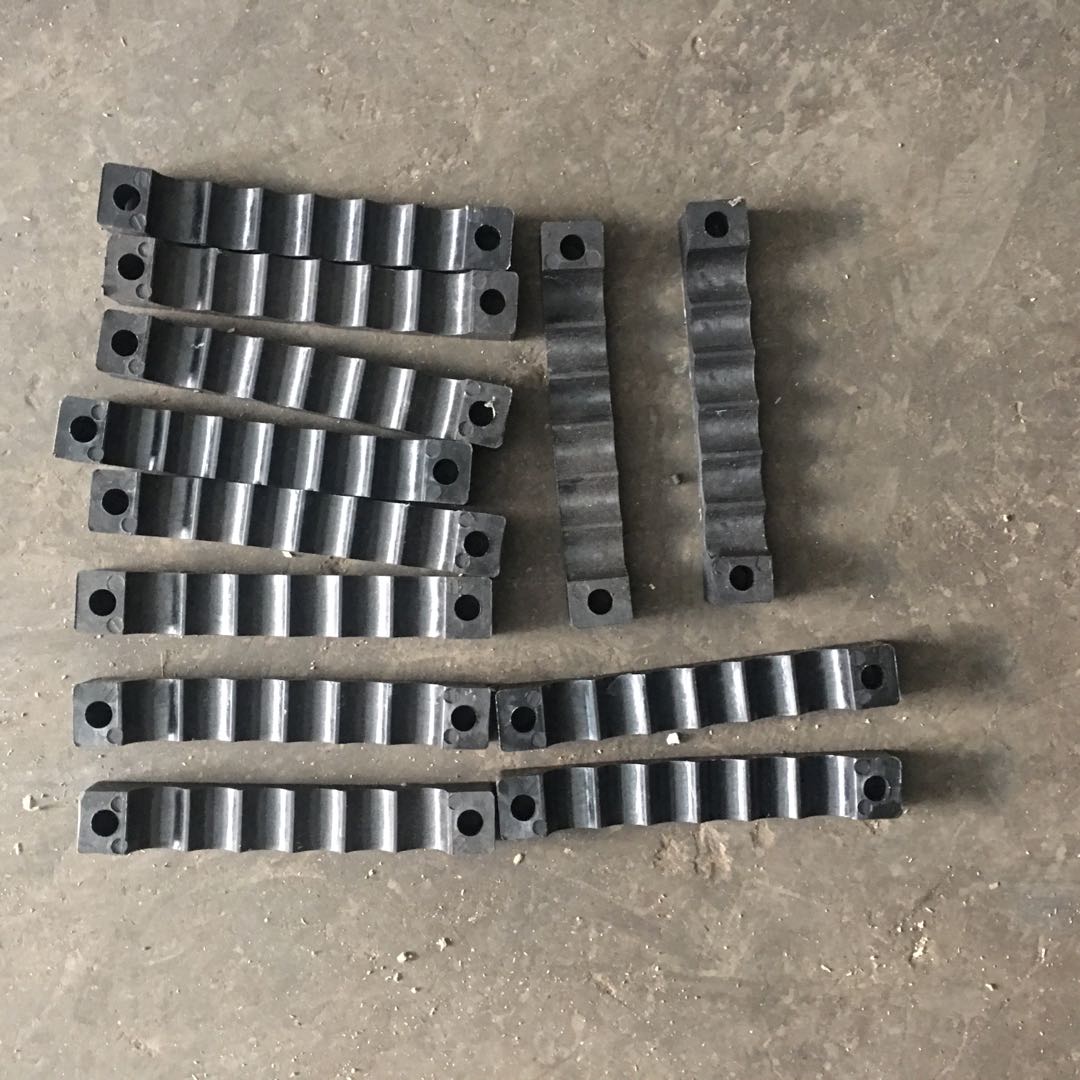 电缆夹具-固定电缆尼龙管夹塑料线夹