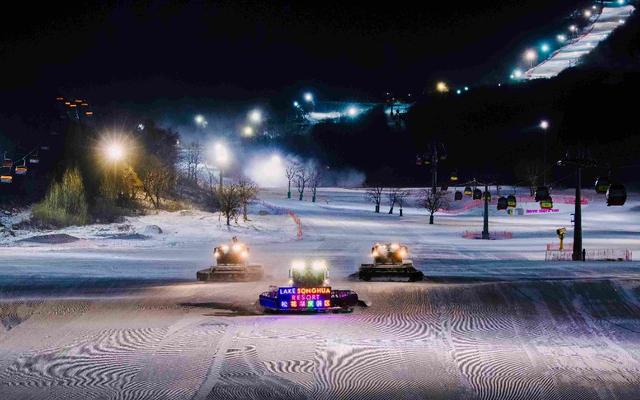 "天猫冰雪节"在吉林市万科松花湖度假区超燃开启