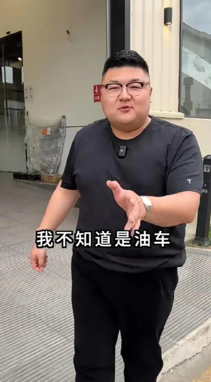 网红猴哥说车千万级网红,出生于1993年,真名孙宏梁,猴哥的视频,从2018