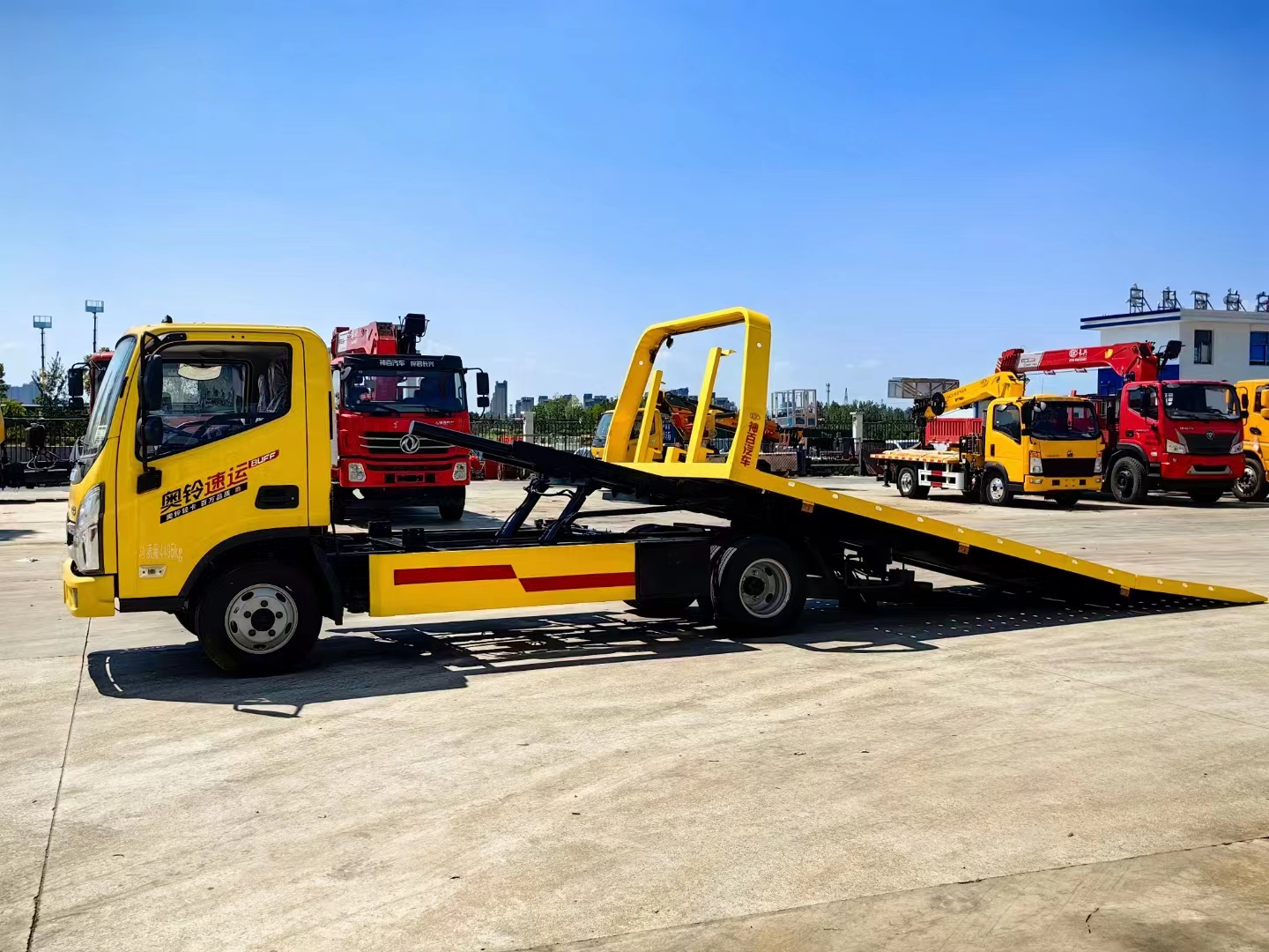 蓝牌清障车-北京福田奥铃六吨平板拖车-13万一台支持分期零首付