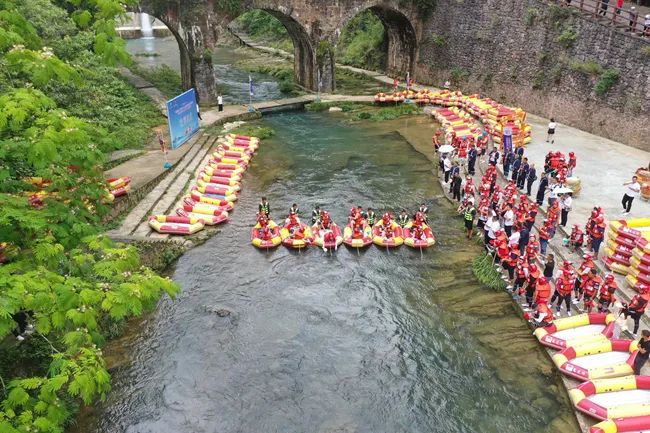 激情六月 鎮遠高過河漂流讓你清爽一夏