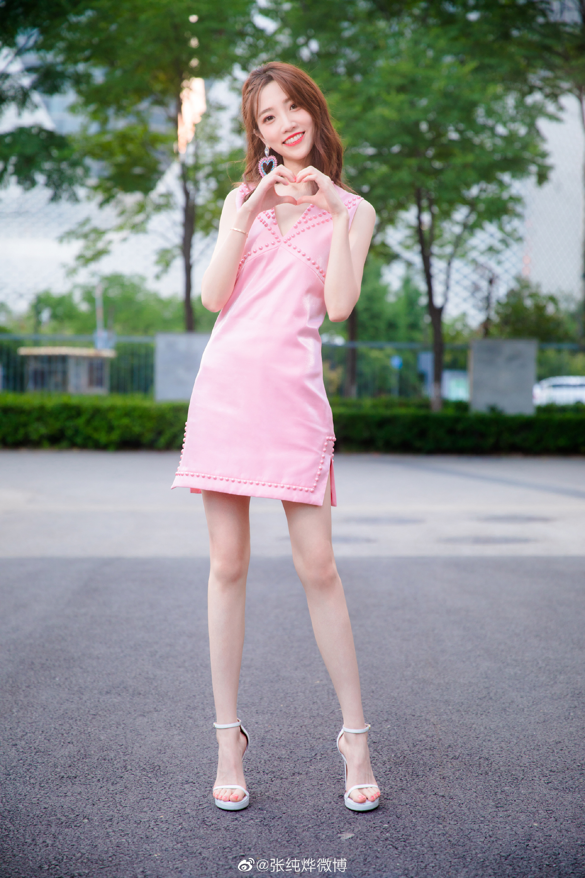 高跟美脚张纯烨