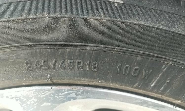 2013款君越轮胎尺寸规格