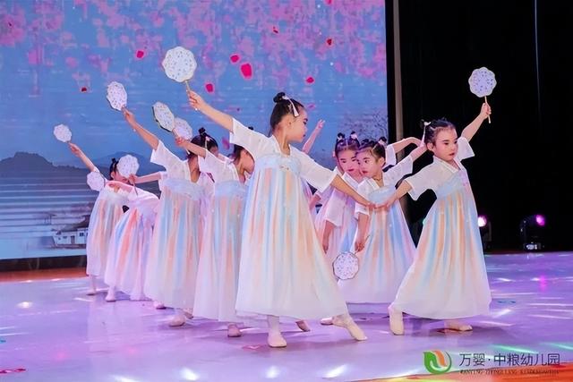 毕业典礼|万婴中粮幼儿园:倾听儿童 相伴成长