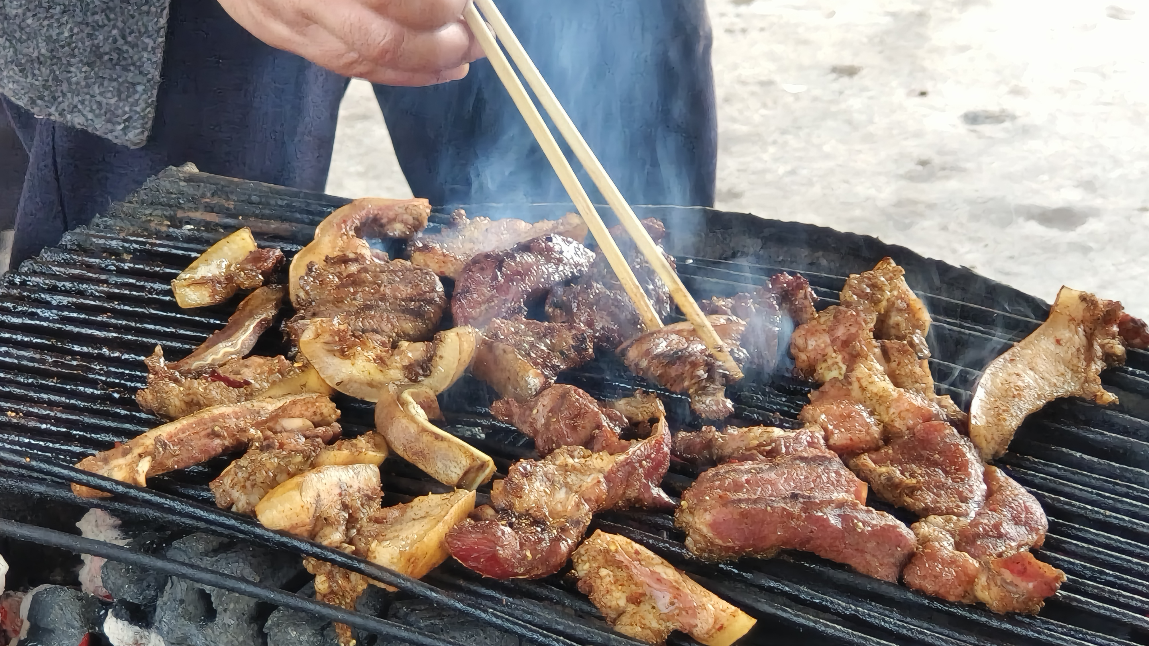 普洱杀猪饭图片