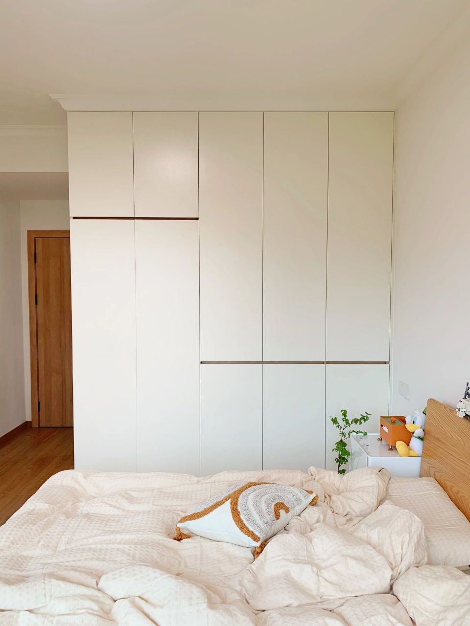 2.4米高分段式衣柜这样装,真的好看又实用!