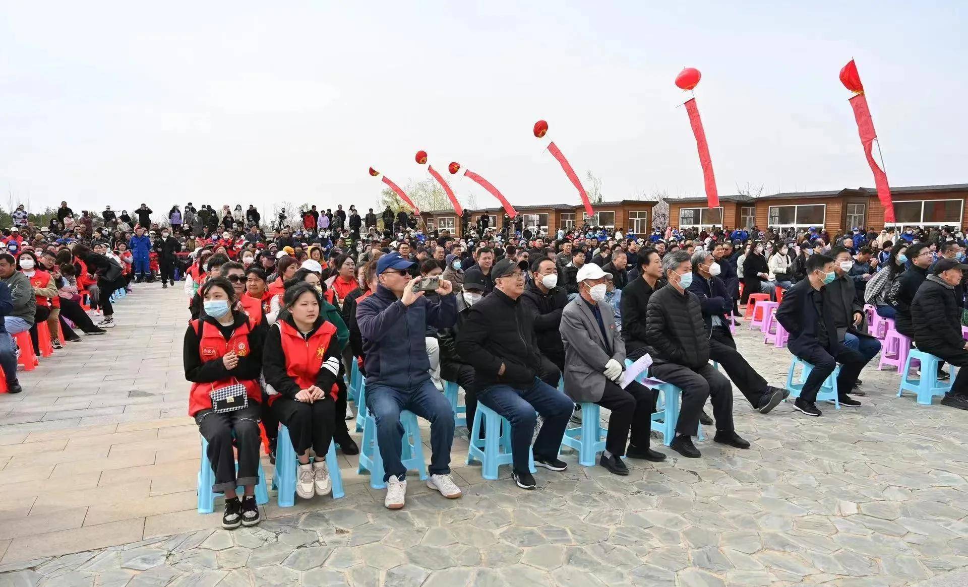 张家口阳原第十七届中国泥河湾杏花节开幕