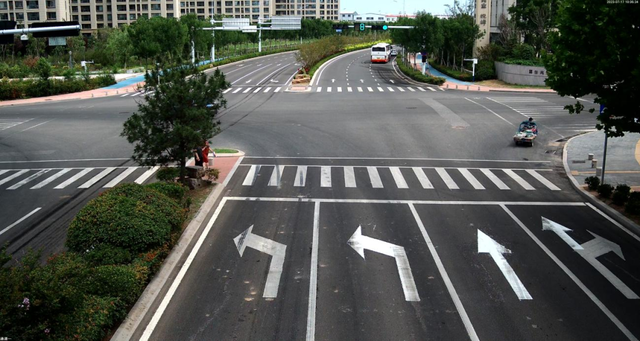 出行注意!城阳区新增8个路口渠化调整
