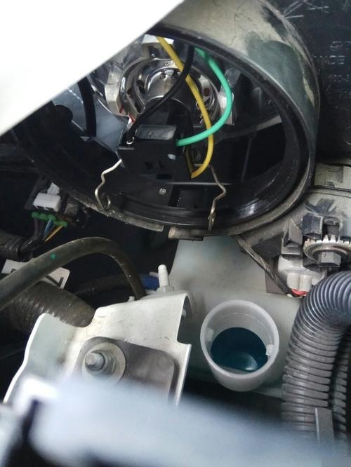 新赛欧3原车55瓦的灯泡可以换成100瓦的吗?